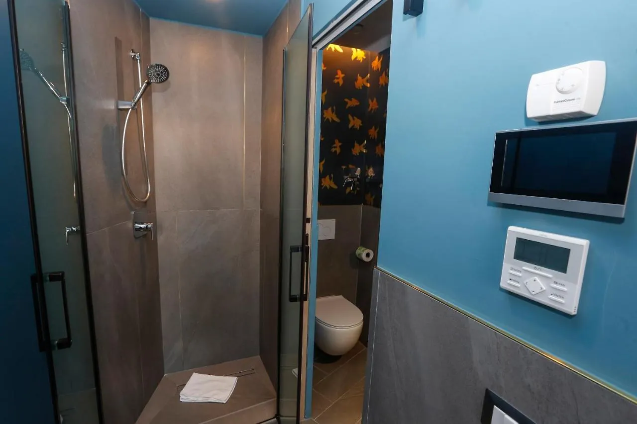 Ottaviano Smart Rooms Rom 3*,