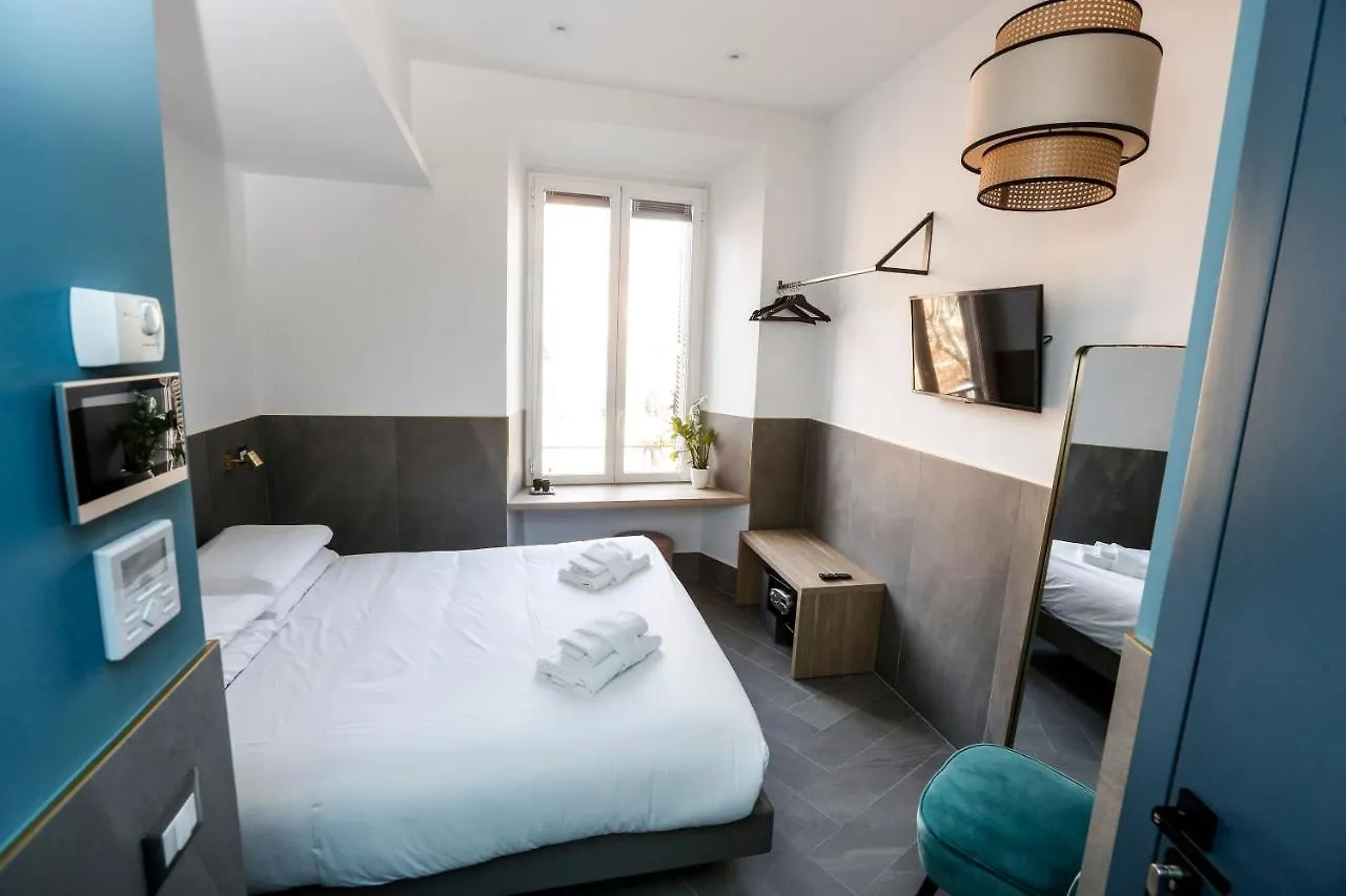 Ottaviano Smart Rooms Rom Italien