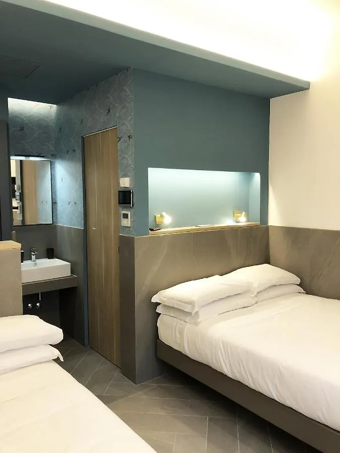 Ottaviano Smart Rooms Rom 3*,